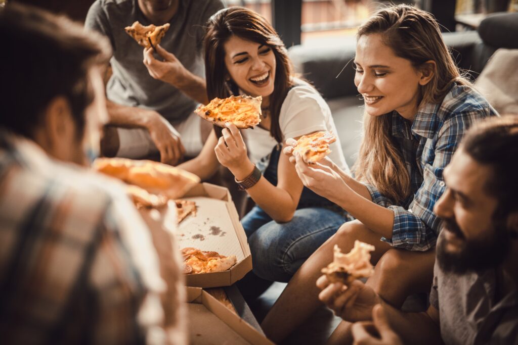 People eating pizza